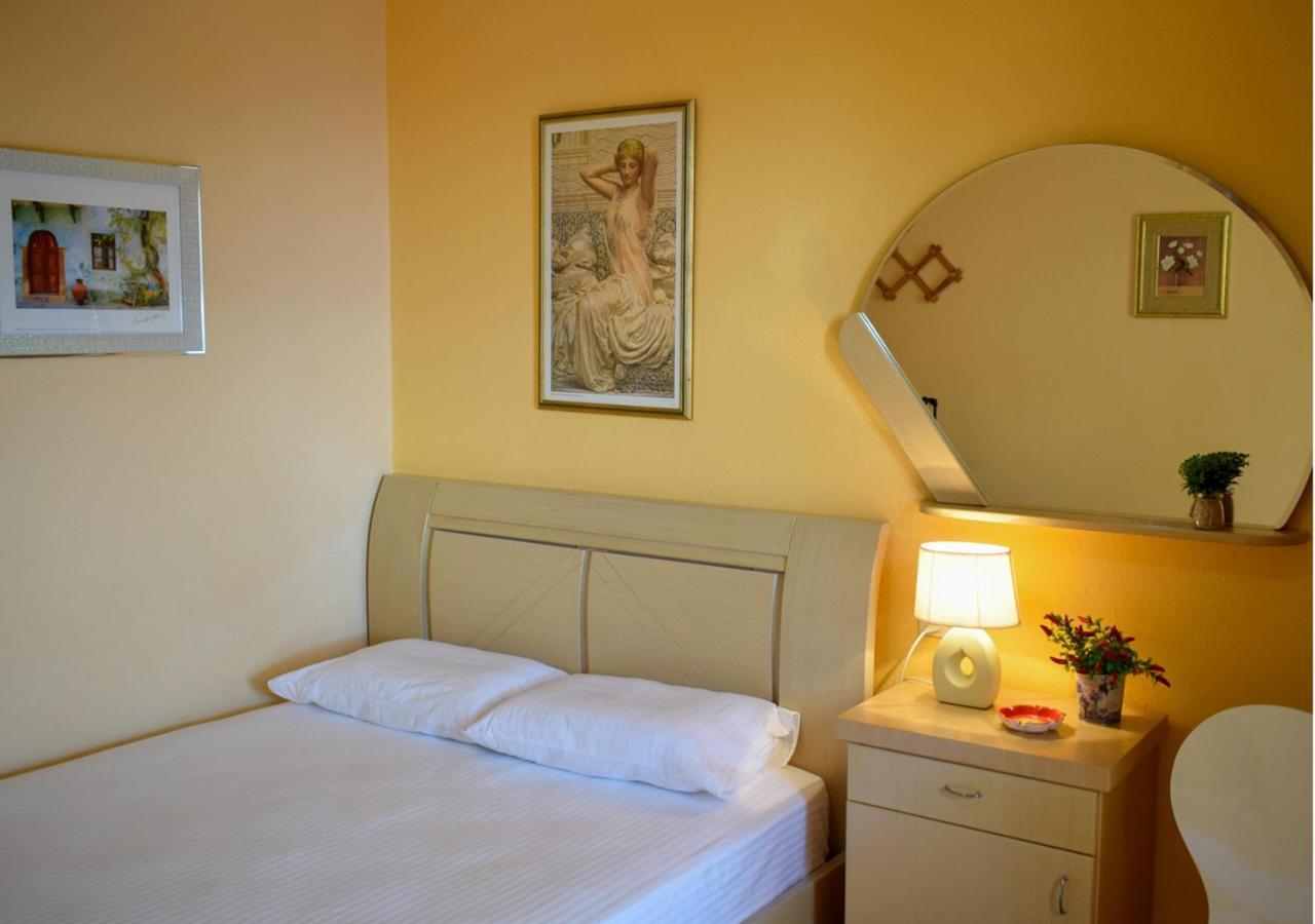 Studios And Apartments Meri 네오 클리마 외부 사진
