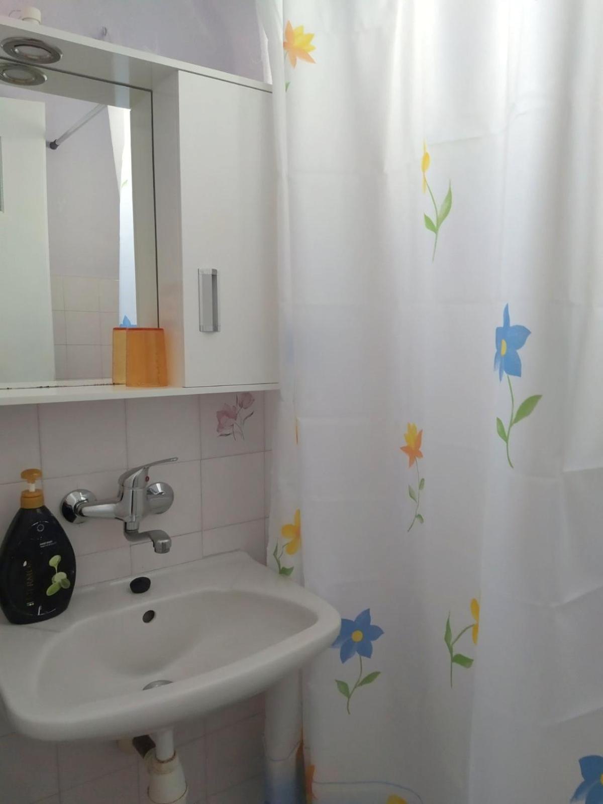 Studios And Apartments Meri 네오 클리마 외부 사진