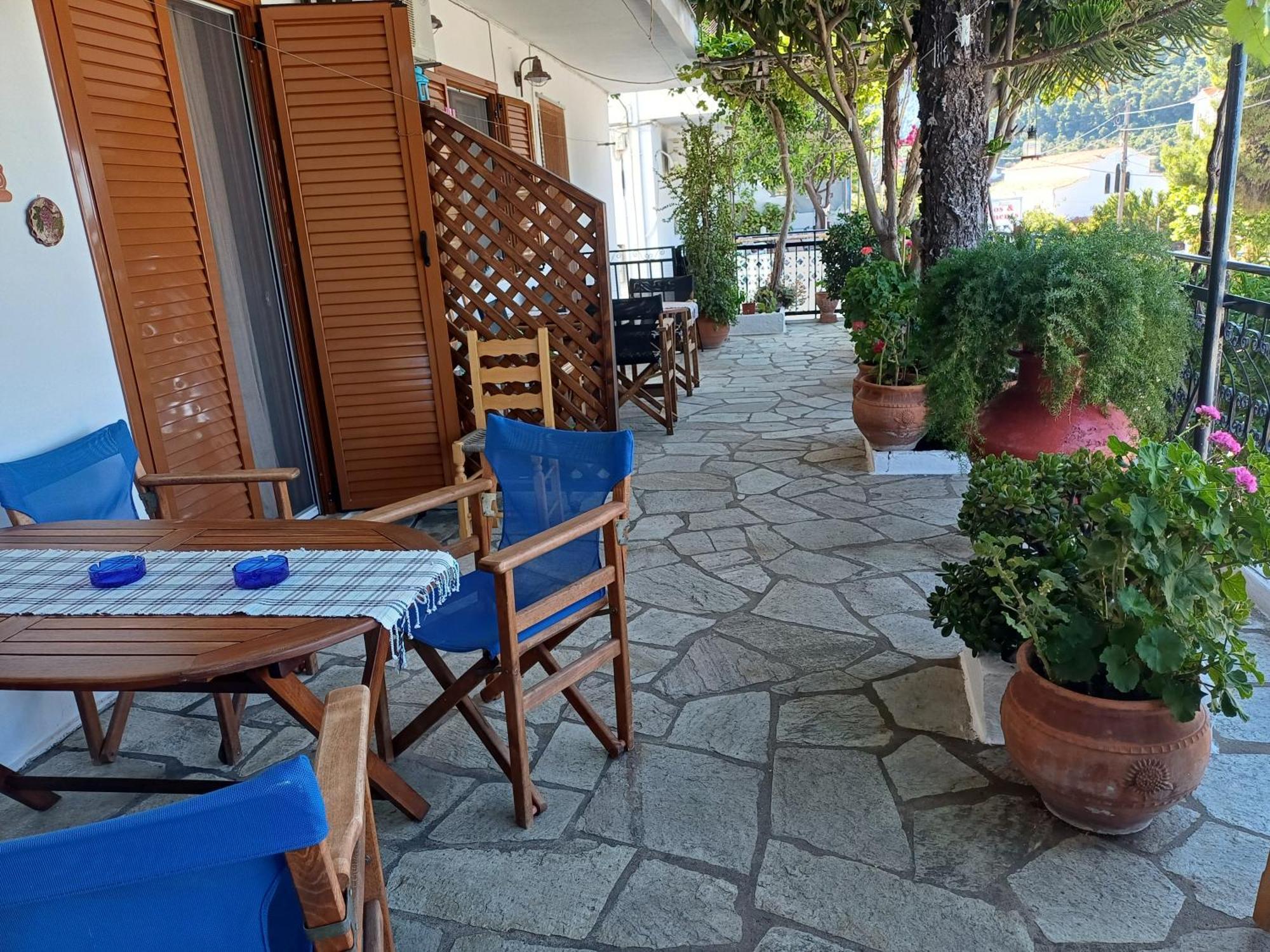 Studios And Apartments Meri 네오 클리마 외부 사진