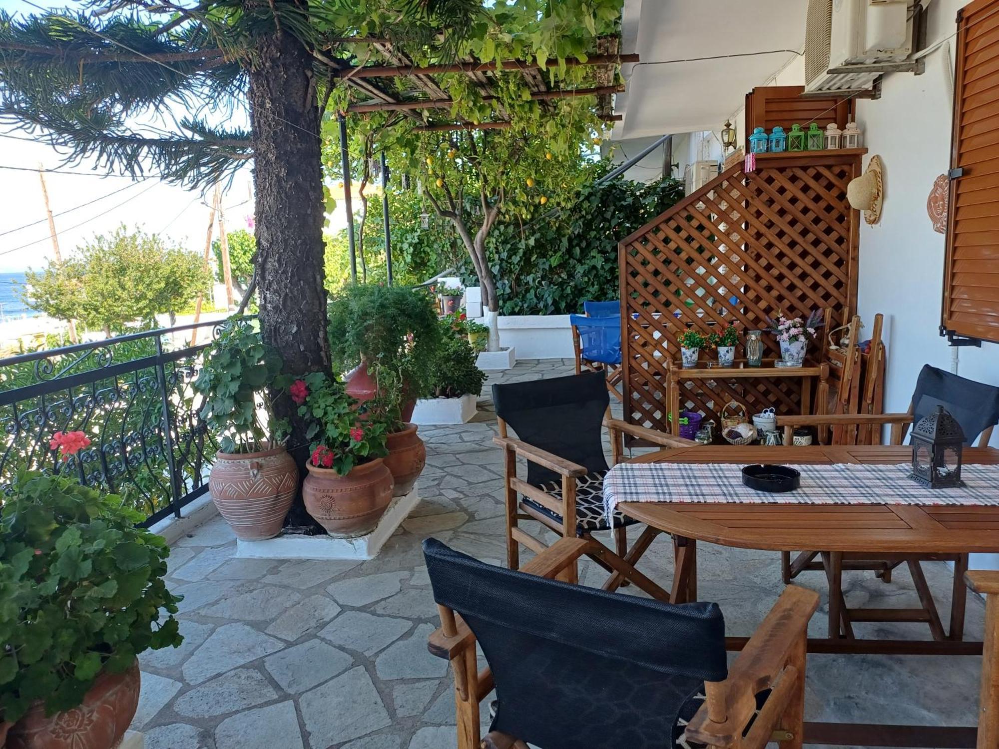Studios And Apartments Meri 네오 클리마 외부 사진